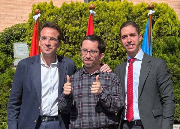 Alcalde y concejal de Leganés junto a Ángel Medina