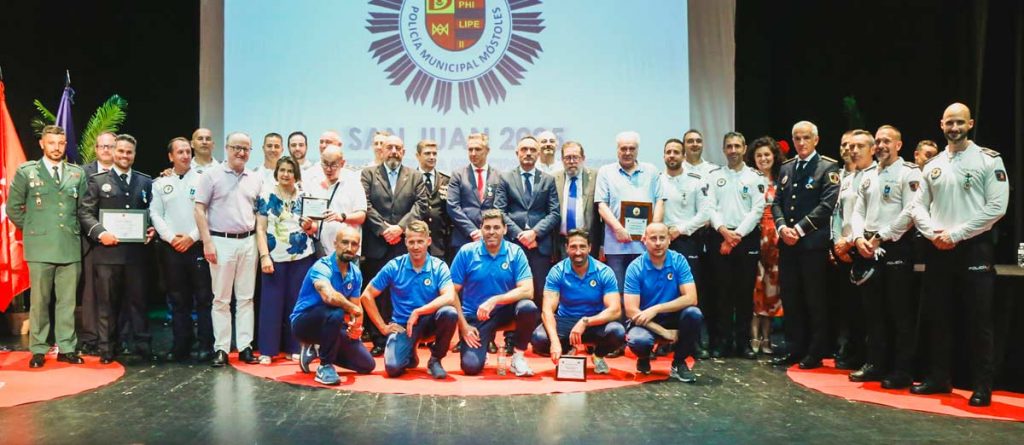 Foto de familia de los premios y reconocimientos