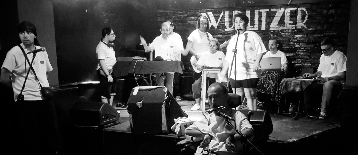 Los Corazones listos en uno de sus últimos conciertos en la sala Wurlitzer