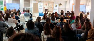 Fundación AMÁS celebra una jornada técnica centrada en la dignidad y la calidad de vida de las personas adultas