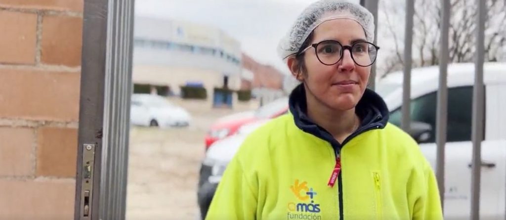 La historia de Rebeca y la unidad de apoyo que la acompaña en el centro de empleo DYMAI  