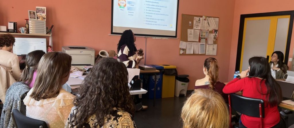 Fundación AMÁS y los Equipos de Atención Temprana de Fuenlabrada colaboran para mejorar el acompañamiento en la infancia