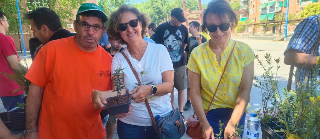 Fundación AMÁS acerca el arte del bonsái a los vecinos y vecinas de Leganés en la Semana del Medio Ambiente