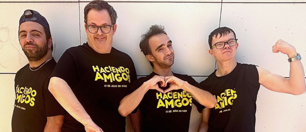 Haciendo Amigos: el debut cinematográfico de Israel Romero, Mario Navarro, Cristofer Ortiz y Pablo Márquez, artistas de AMÁS Escena